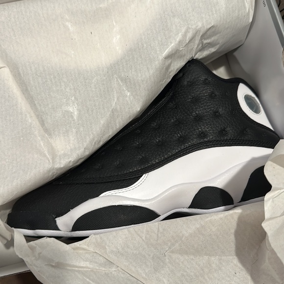 Air Jordan 13 Retro Black White - Picture 3 of 7